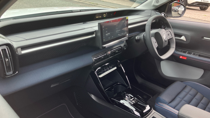 Citroen C3 Aircross 83kW Extended Range Collection 54kWh 5dr Auto Electric Hatchback - Image 9